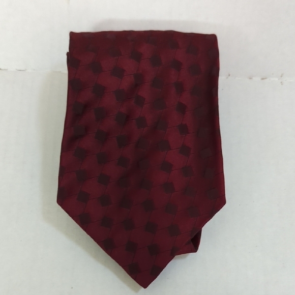 Donna Karan New York Men's Maroon Tie Italian Silk Made in the USA - Picture 1 of 6